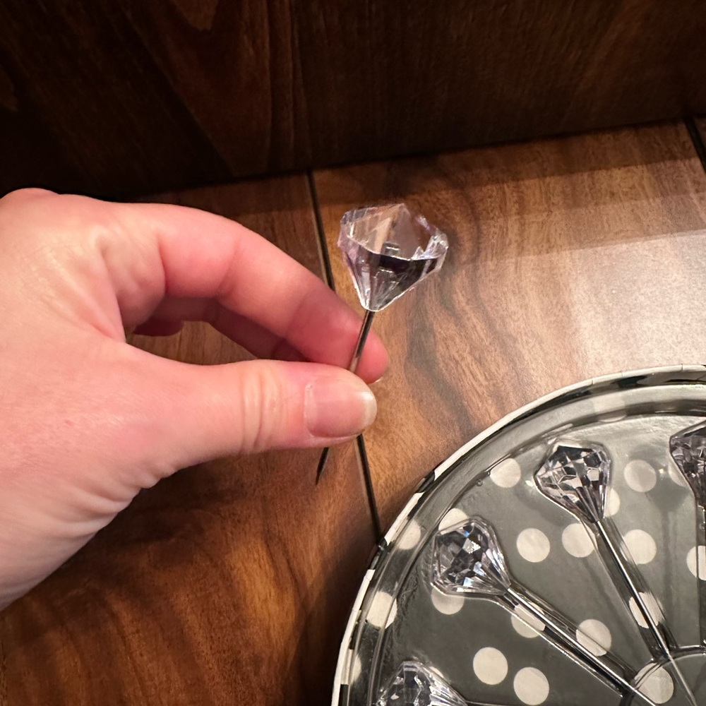 Crystal Diamond Push Pins
